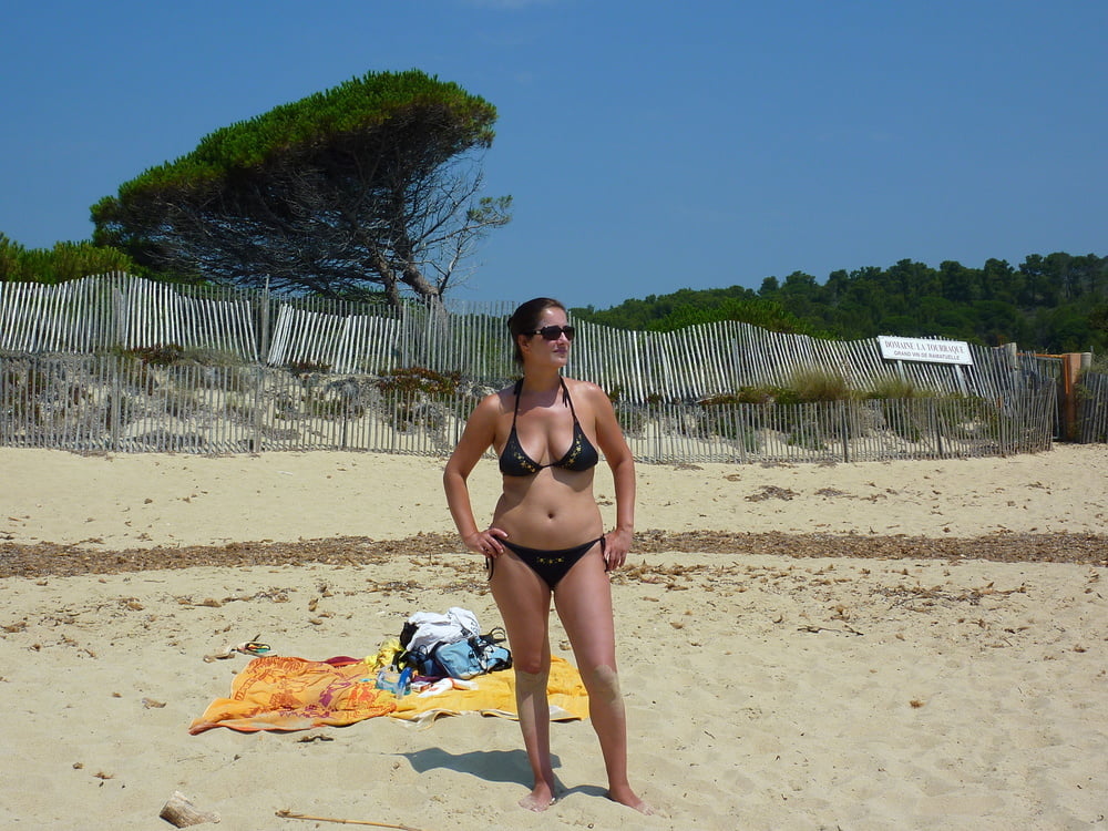 素人のブルネット
 #91234275