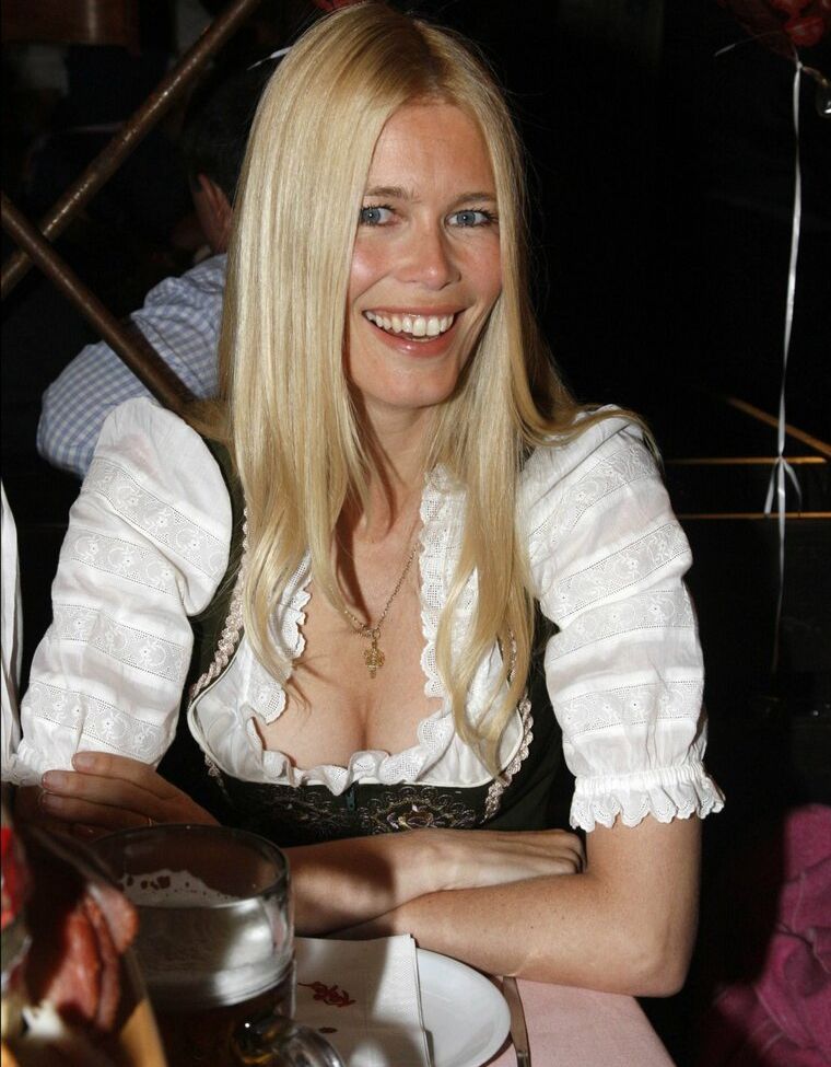 Claudia Schiffer nackt #108961323