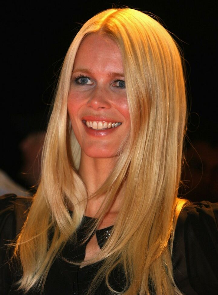 Claudia Schiffer nackt #108961343