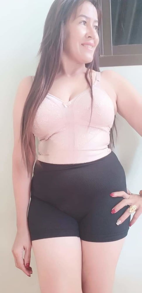 Ibu tetek besar #80482268