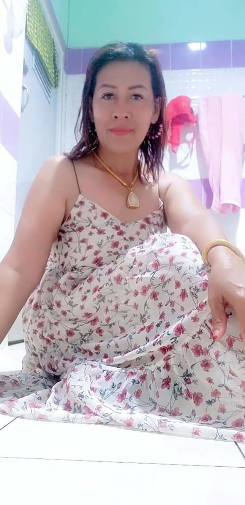 Ibu tetek besar #80482280