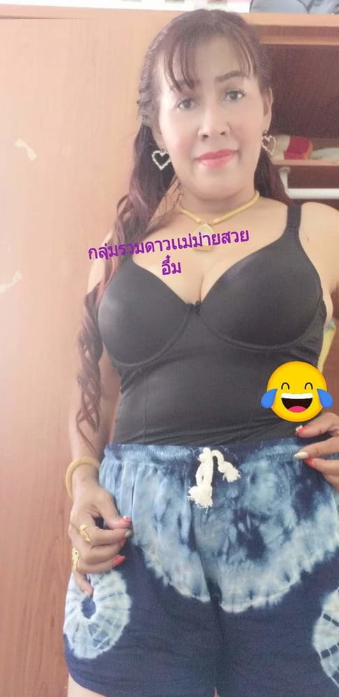 Ibu tetek besar #80482380