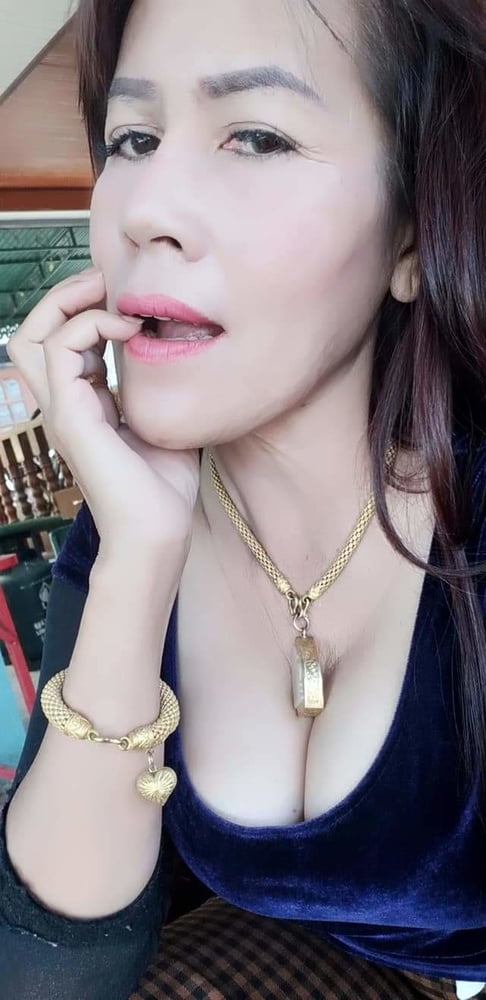 Ibu tetek besar #80482540