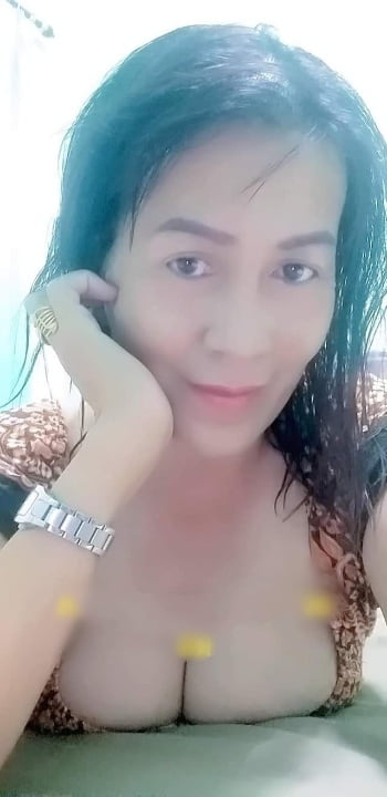 Ibu tetek besar #80482579