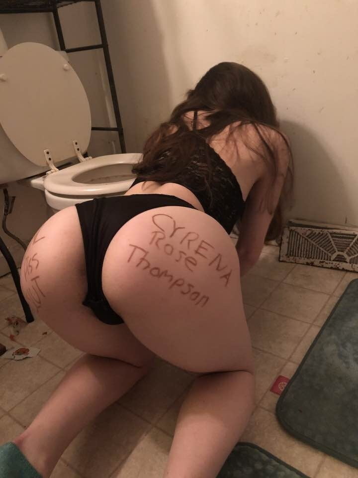 Exposed webslut for repost
 #91585602