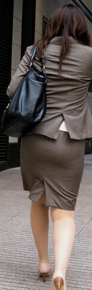 Nice fitting skirts and some vpl #98591691