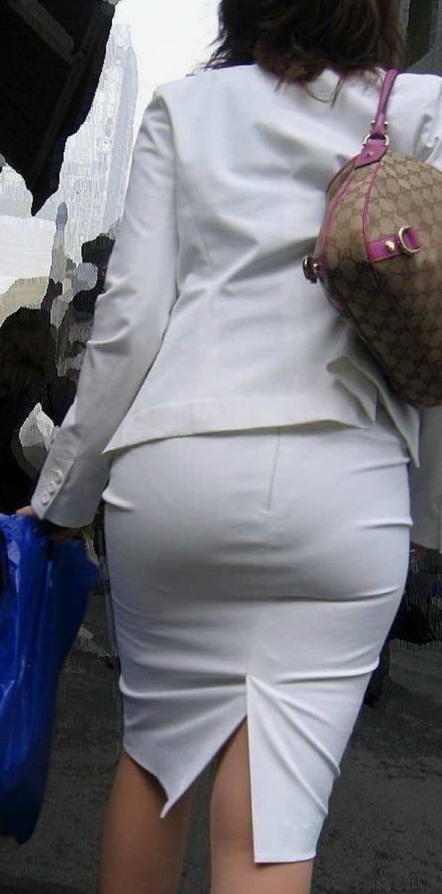 Nice fitting skirts and some vpl #98591704