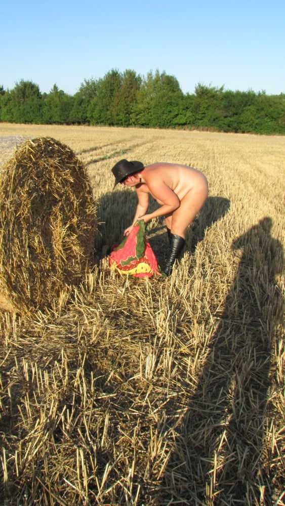 Anna naked on straw bales ... #93011869