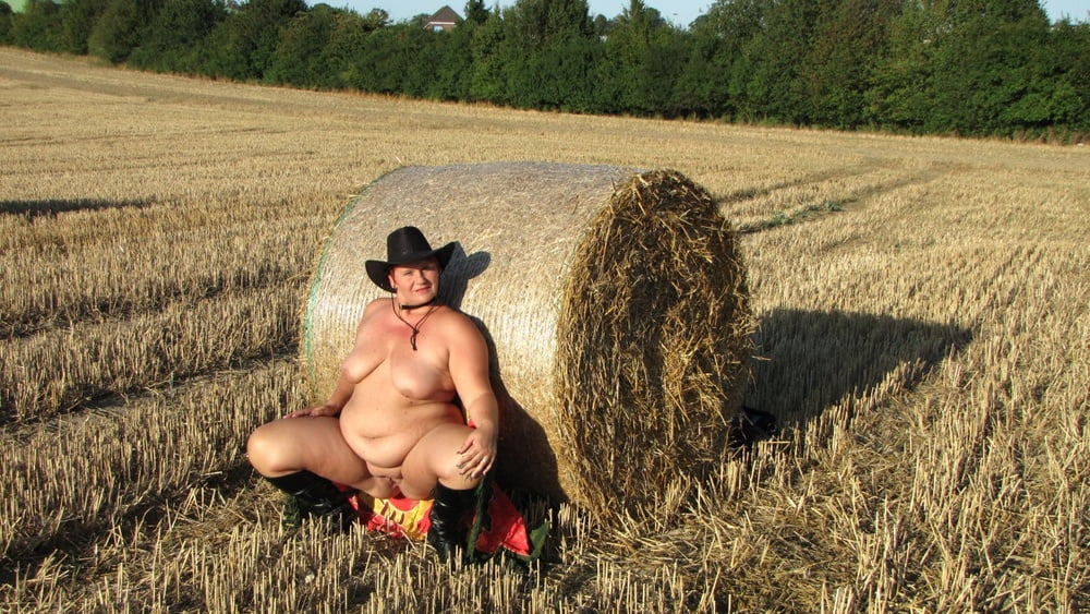 Anna naked on straw bales ... #93011884