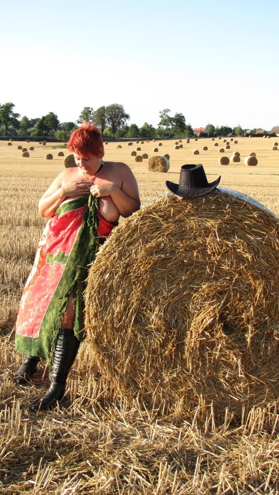 Anna naked on straw bales ... #93011947