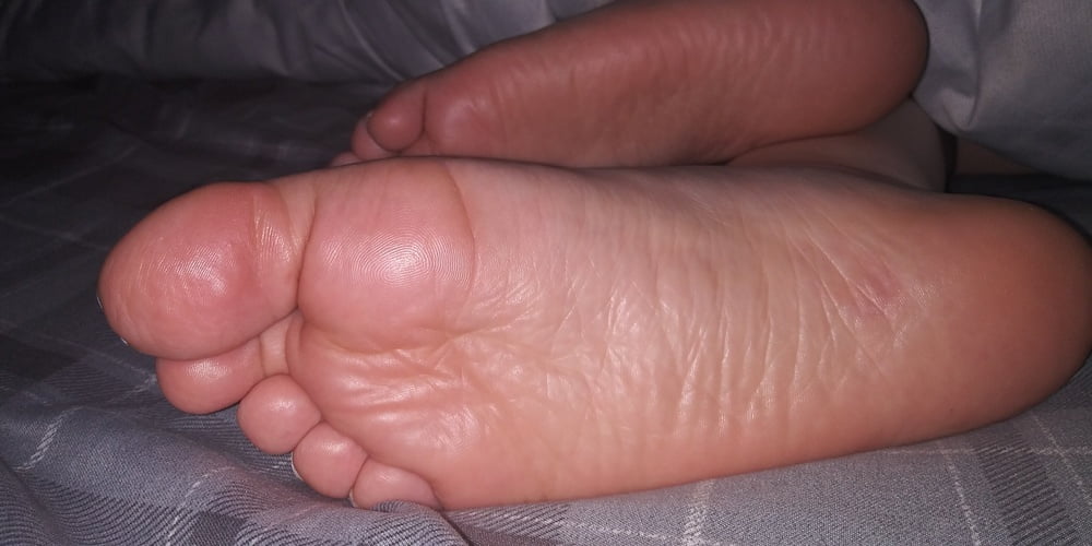 Wife&#039;s hot asleep feet #87565191
