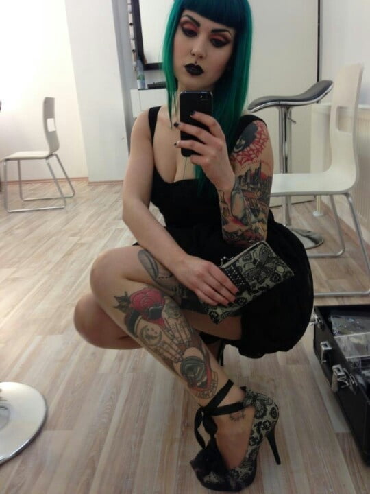 Tattoo Zone &amp; Pin Up. #90900273