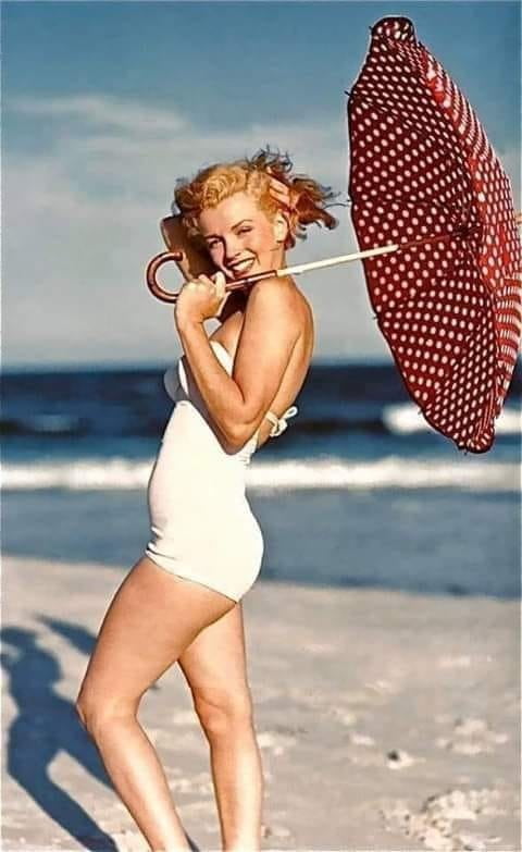 Tattoo Zone &amp; Pin Up. #90900492