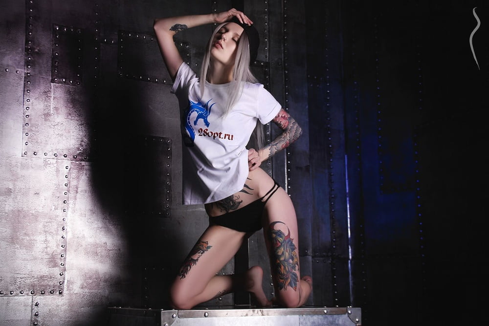 Tattoo Zone &amp; Pin Up. #90900597