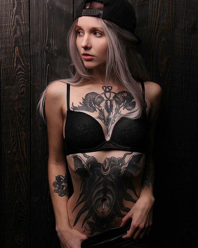 Tattoo Zone &amp; Pin Up. #90900702