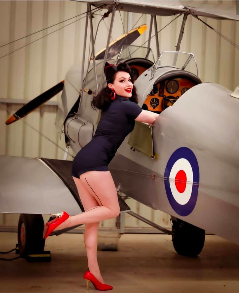 Tattoo Zone &amp; Pin Up. #90900899