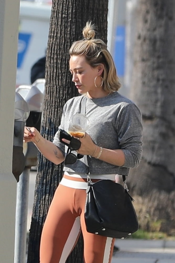 Hillary duff yoga pants #97572463