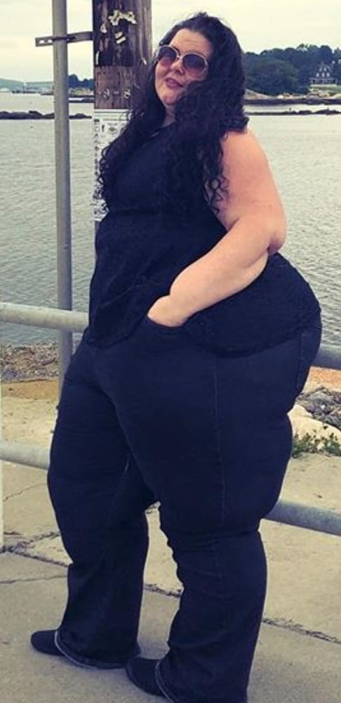 Mammoth booty mega chunky wide hip bbw pear sarah #99802482