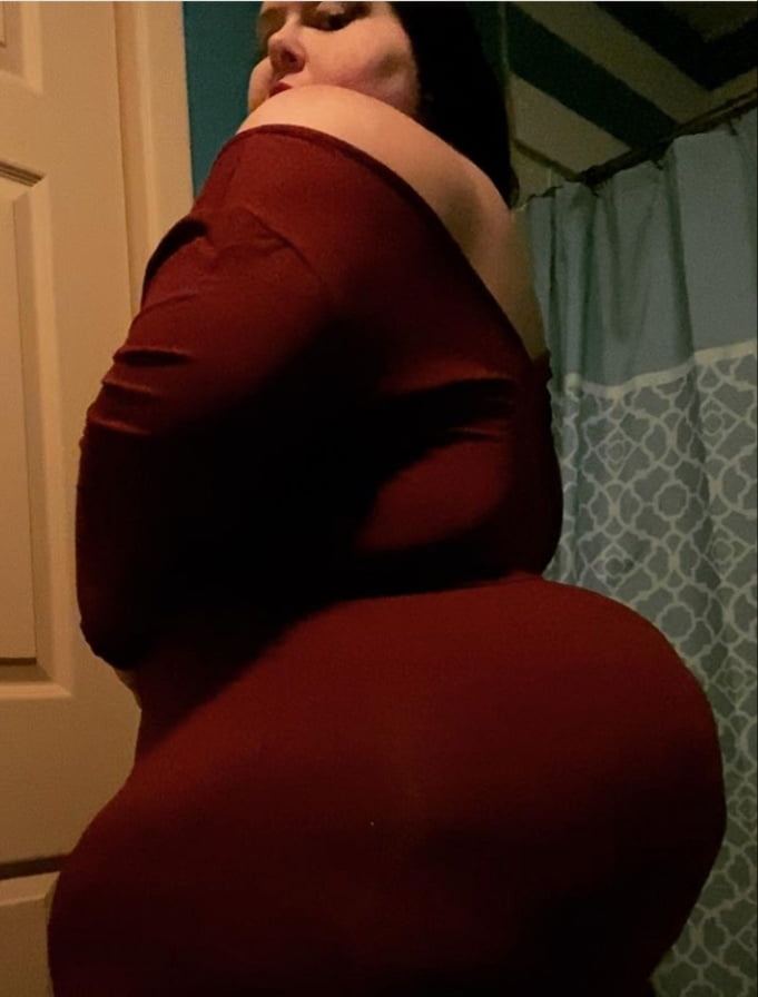 Mammouth booty mega chunky large hip bbw pear sarah
 #99802618