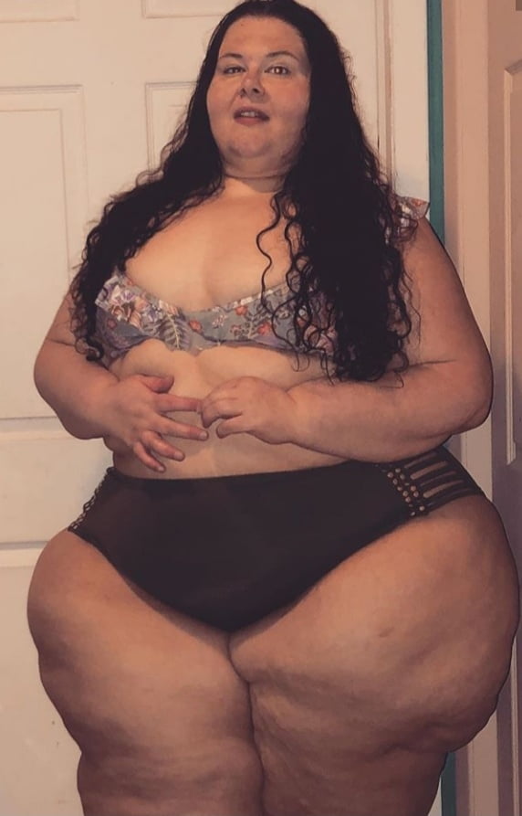 Mammoth booty mega chunky wide hip bbw pear sarah #99802684