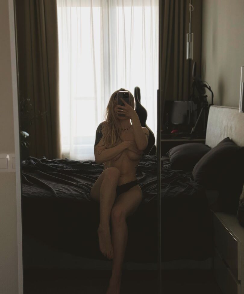 Sorabi desnuda #108132968