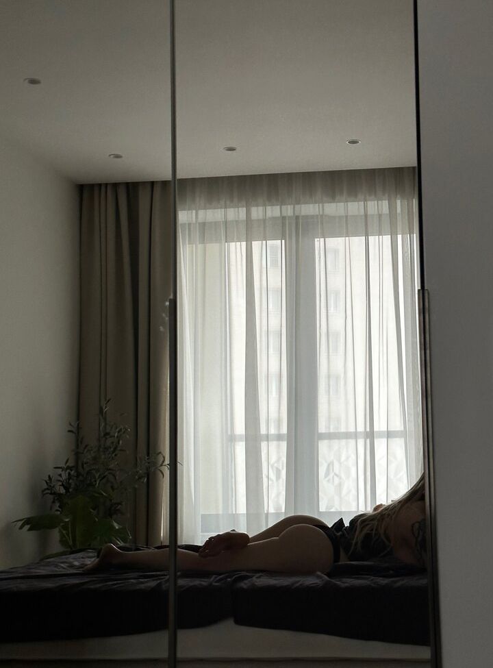 Sorabi desnuda #108133009