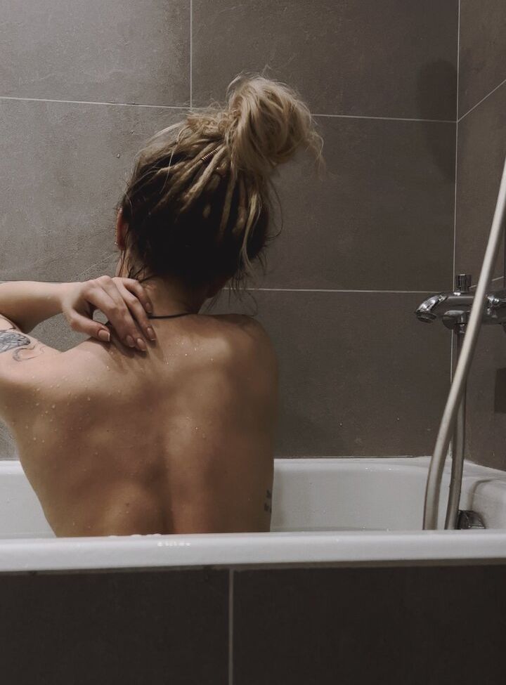 Sorabi desnuda #108133042