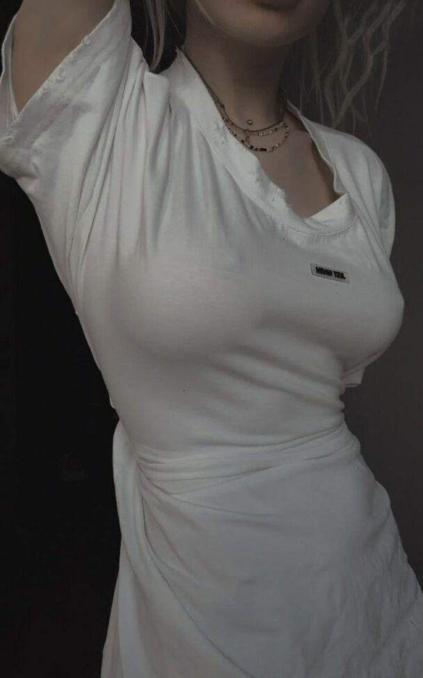 Sorabi desnuda #108133058