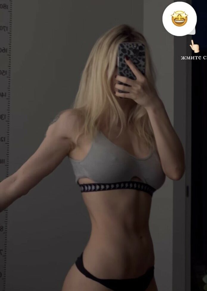 Sorabi desnuda #108133205