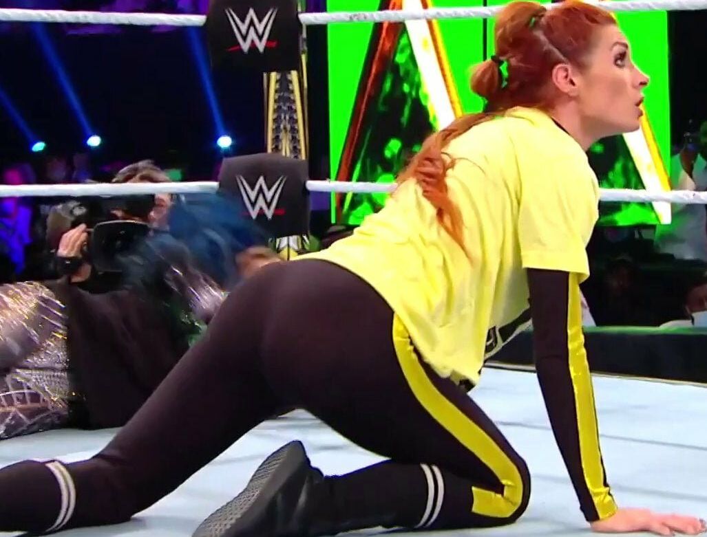 Becky Lynch nackt #109520802