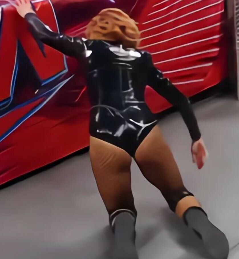 Becky Lynch nackt #109520849