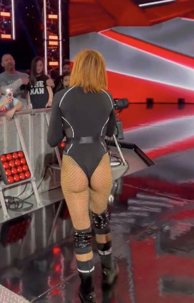 Becky Lynch nackt #109520882
