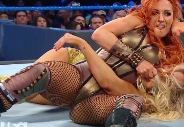 Becky Lynch desnuda #109520929