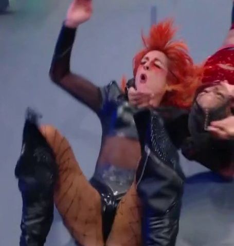 Becky Lynch desnuda #109520969