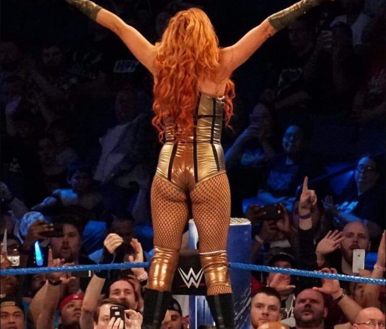Becky Lynch desnuda #109521025