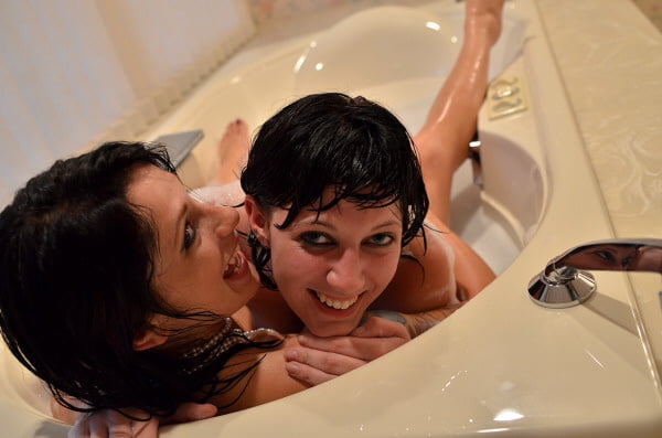 Two Hotties in the Bath #101367796
