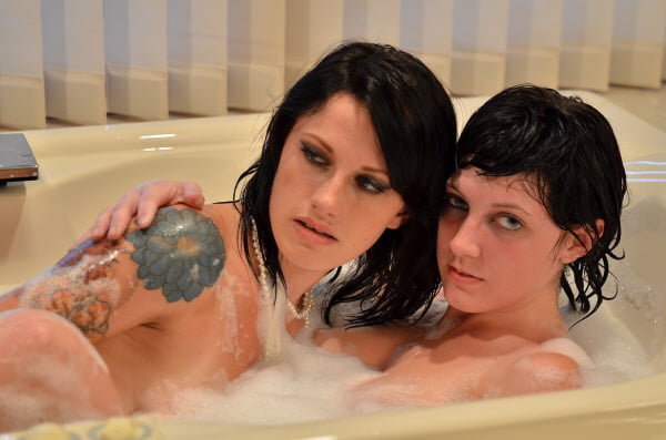 Two Hotties in the Bath #101367933