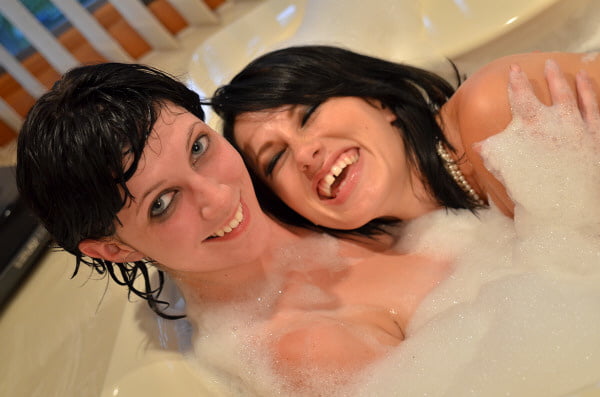 Two Hotties in the Bath #101368006