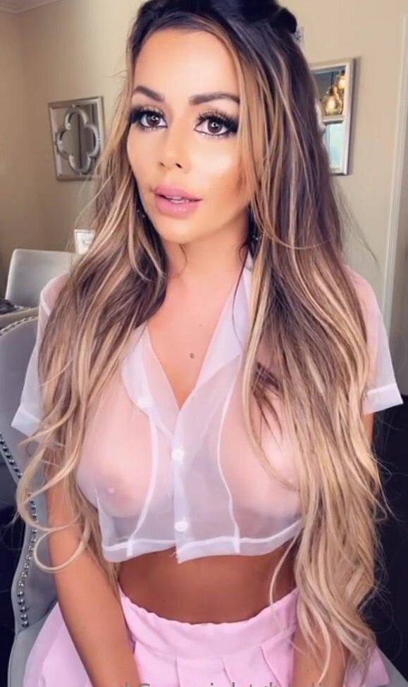 Juli.annee desnuda #107963714