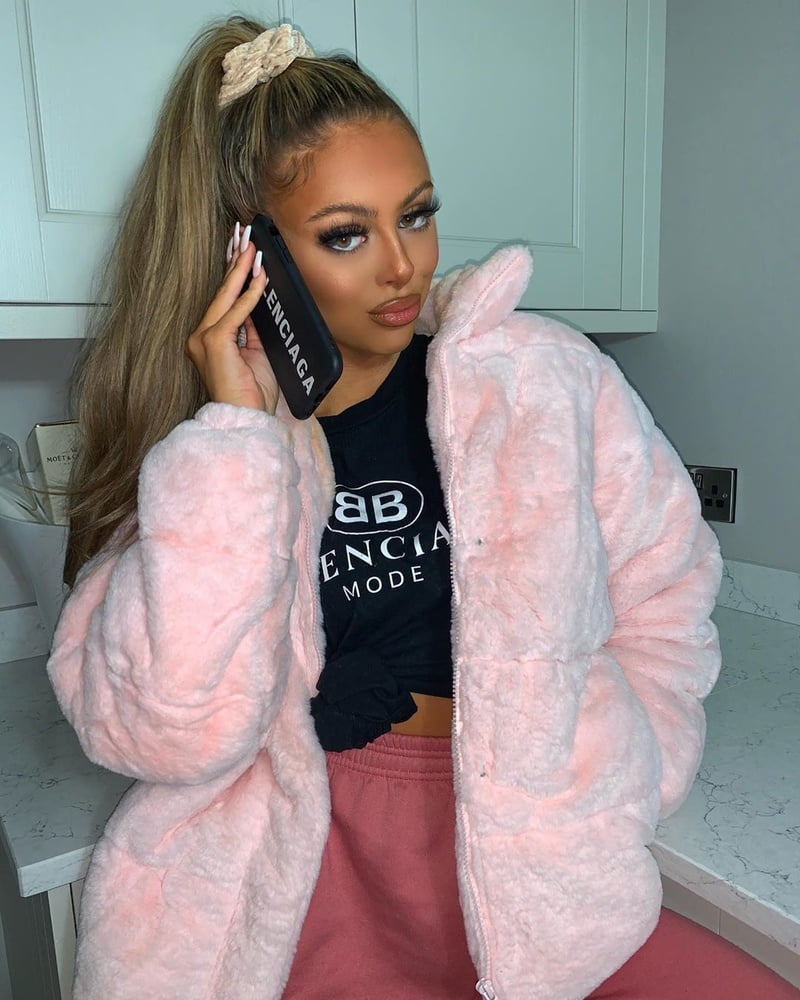 Chav Barbie Lauryn #98717005