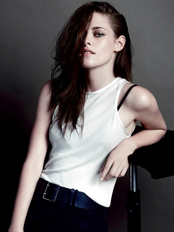 Kristen Stewart Sexy Pics #93797566