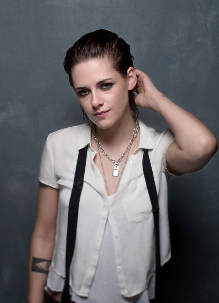 Kristen Stewart Sexy Pics #93797611