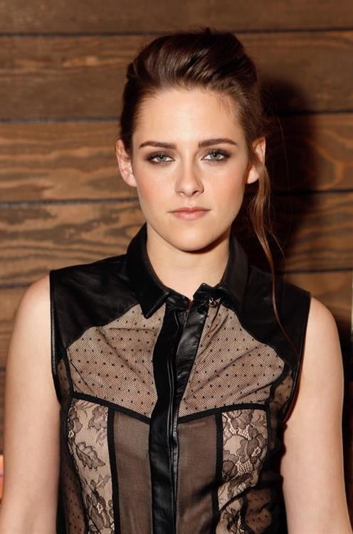 Kristen Stewart Sexy Pics #93797730