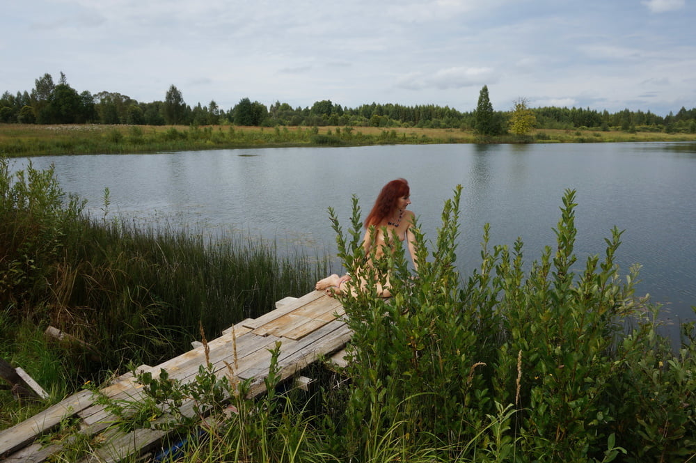 池の近く
 #96669011