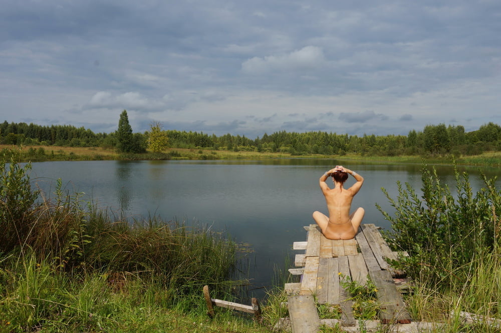 池の近く
 #96669041