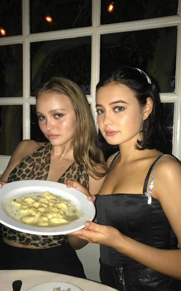 Lily-Rose Depp desnuda #108412039