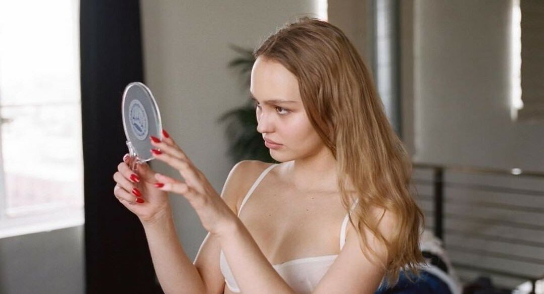 Lily-Rose Depp nude #108412134