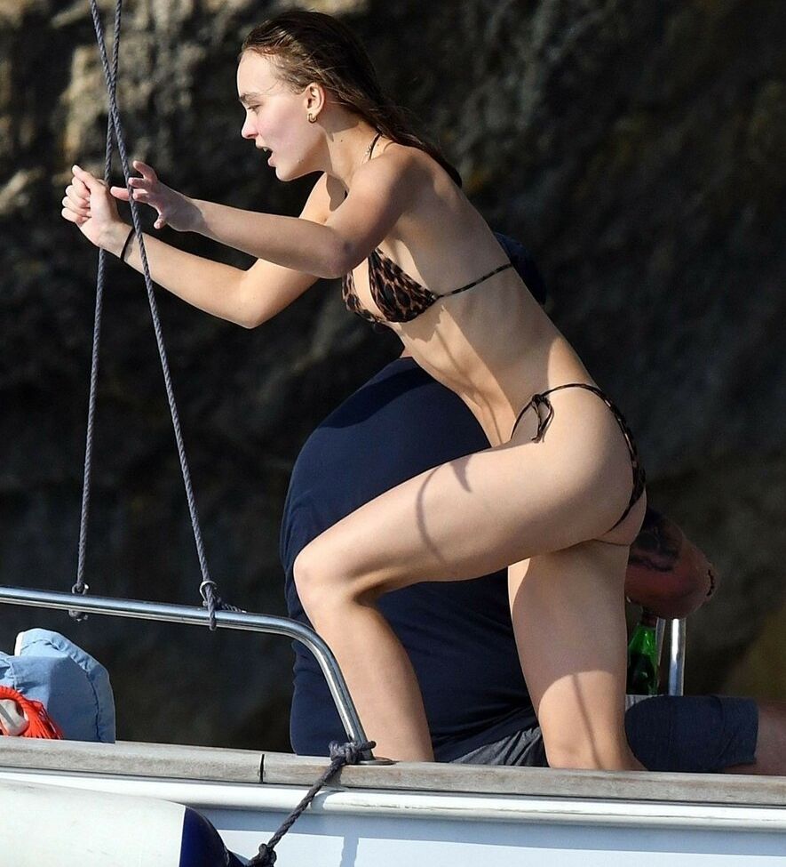 Lily-Rose Depp nude #108412180