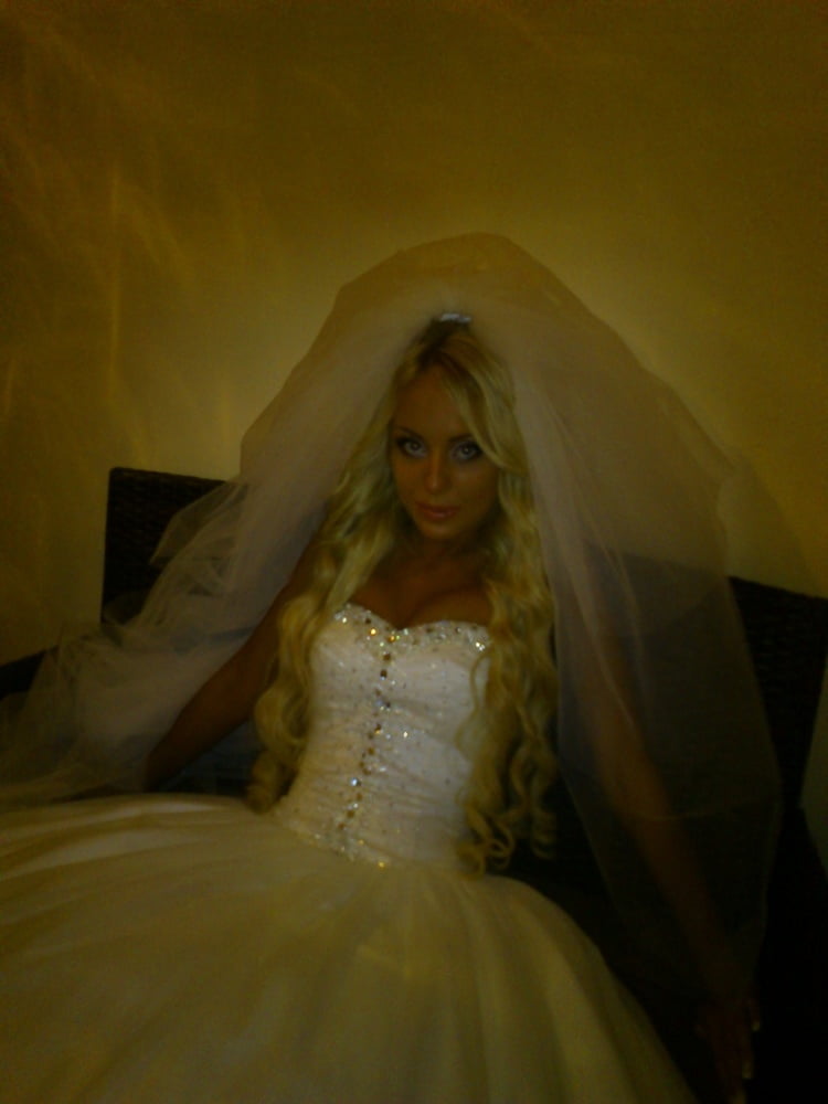 Bride #88907564