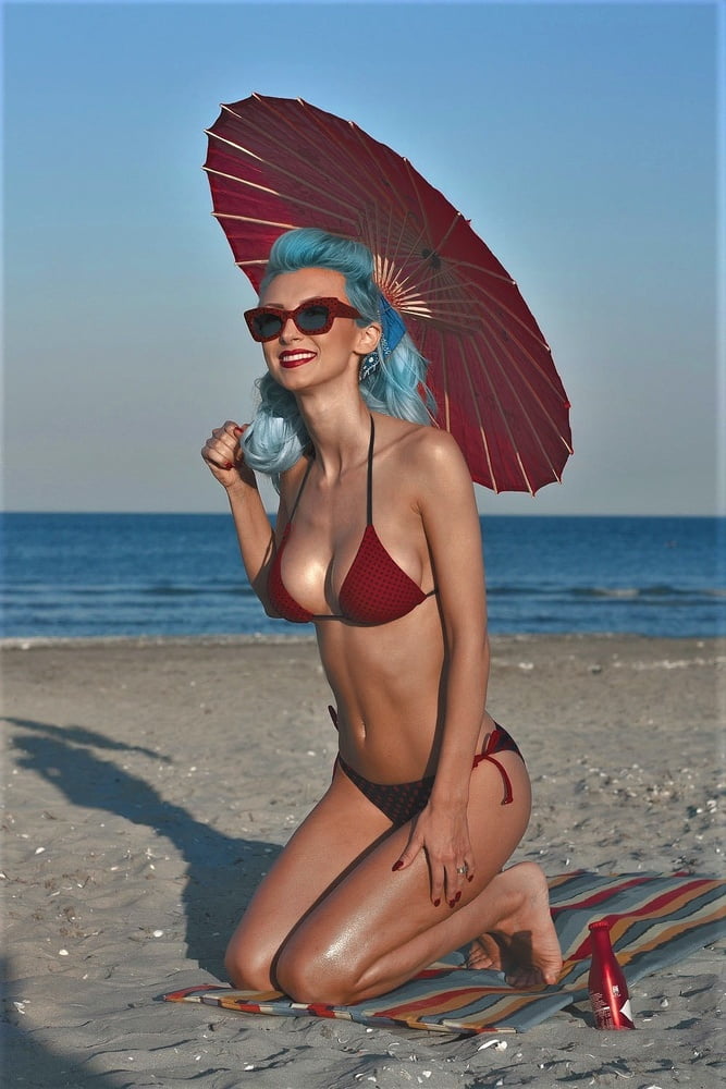 andreea balan #93488904